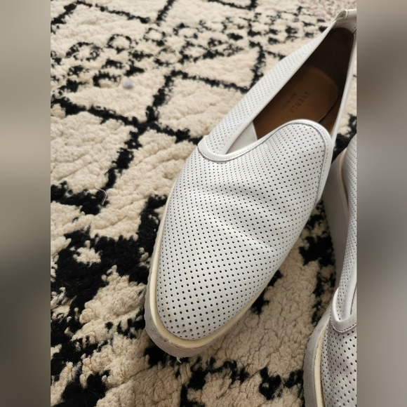 Everlane White Leather Perforated Slip-On Shoes 8.5 - Picture 4 of 10